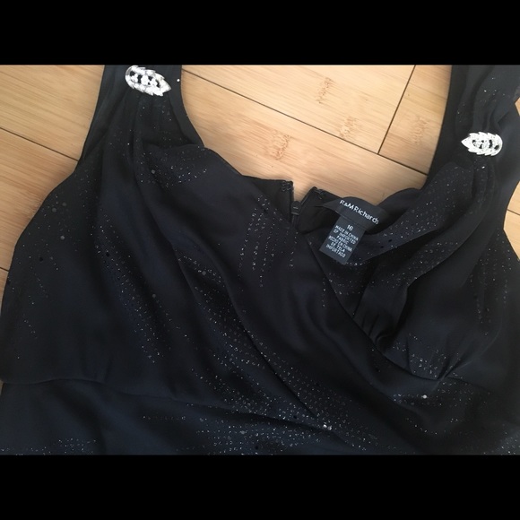 Beautiful sparkly gown floor length - Picture 2 of 3